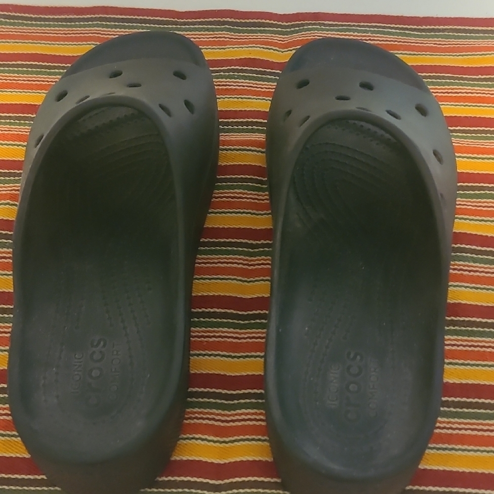 CROCS Black Sandals Slip-On Comfort